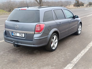 Opel Astra foto 3