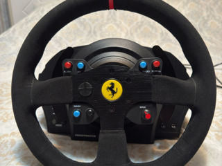 Thrustmaster T300 Alcantara Edition foto 5