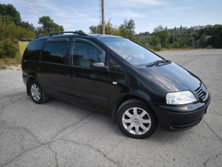 Volkswagen Sharan foto 3