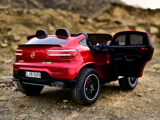 Mercedes-benz glc   4x4 cu  2 locuri, planset, acoperire cu vopsea, roti din cauciuc, scaunele moi foto 2