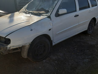 Volkswagen Polo foto 2