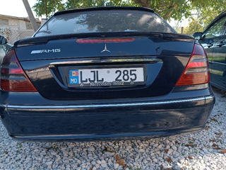 Mercedes E-Class foto 3