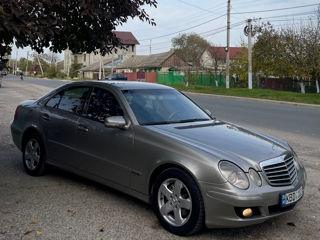 Mercedes E-Class foto 6