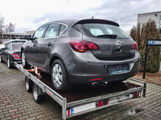 Razborca Opel Astra J  2011  1.3cdti 1.7cdti 2.0 Cdti foto 2