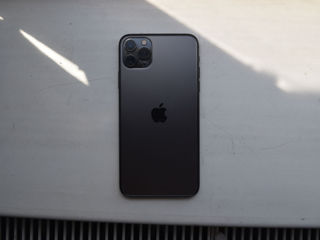 iPhone 11 Pro Max 64GB foto 2