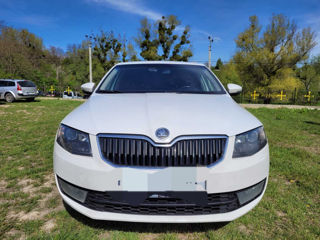 Skoda Octavia foto 1