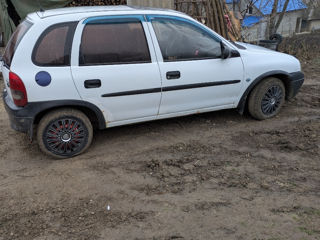 Opel Corsa foto 3