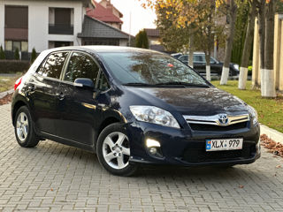 Toyota Auris foto 1