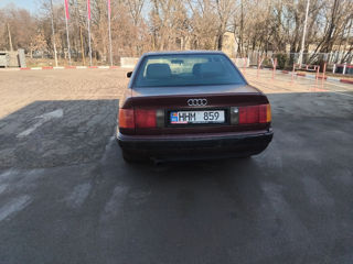 Audi 100 foto 4