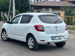 Dacia Sandero foto 4