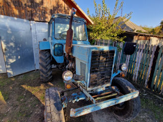 Vindem tractor MTZ 82 cu stropitoare.