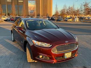 Ford Fusion foto 4