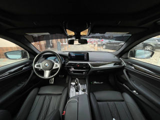 BMW 5 Series foto 12