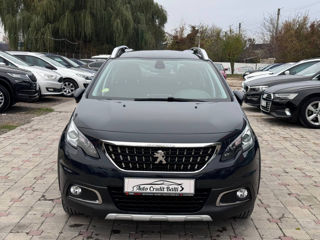 Peugeot 2008 foto 2