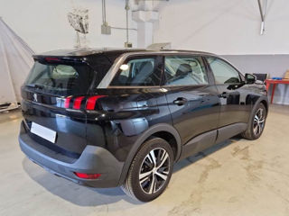 Peugeot 5008 foto 3