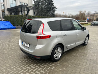 Renault Grand Scenic foto 7