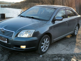 Toyota Avensis foto 5