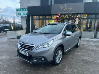 Peugeot 2008 foto 4