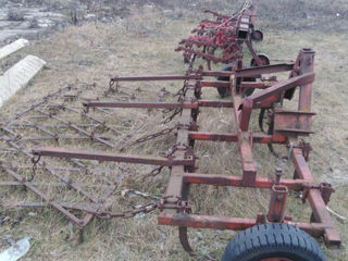 MTZ 102 .cu plug  Agretatele aparte ,discuri,stropitoare,samanatoare,cultivator foto 2