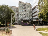 Apartament cu 2 camere, 55 m², Botanica, Chișinău foto 10