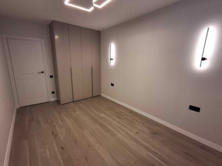 Apartament cu 2 camere, 65 m², Botanica, Chișinău foto 6