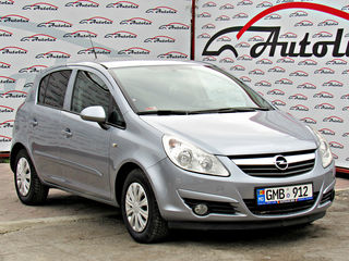 Opel Corsa foto 1