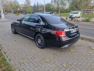 Mercedes E-Class foto 7