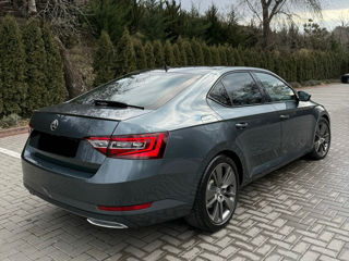 Skoda Superb foto 6