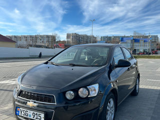 Chevrolet Aveo foto 3