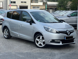 Renault Grand Scenic foto 3