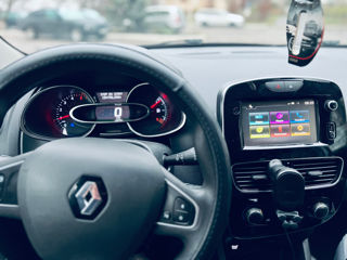 Renault Clio foto 9