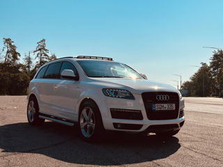 Audi Q7 foto 1