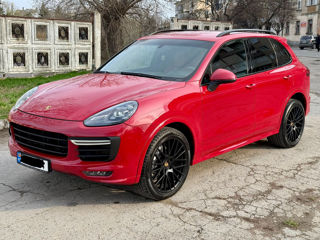 Porsche Cayenne фото 1
