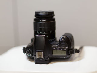 Canon eos 60d + canon efs 18-55 foto 1