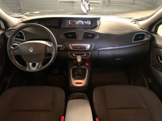 Renault Grand Scenic foto 9