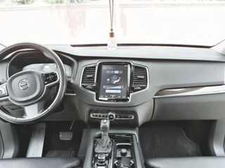 Volvo XC90 foto 8