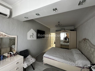 Apartament cu 2 camere, 75 m², Buiucani, Chișinău foto 4