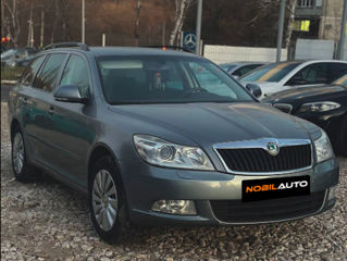 Skoda Octavia foto 3