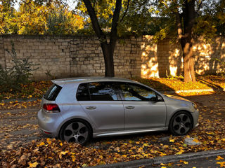 Volkswagen Golf foto 1