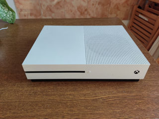 Xbox One S 1Tb foto 5