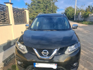 Nissan X-Trail foto 1