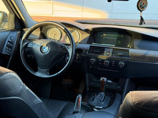 BMW 5 Series foto 4