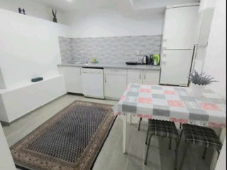 Apartament cu 2 camere, 78 m², Buiucani, Chișinău foto 4