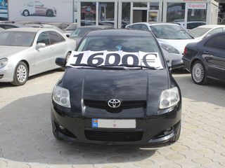 Toyota Auris foto 1