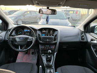 Ford Focus foto 12