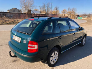 Skoda Fabia foto 4