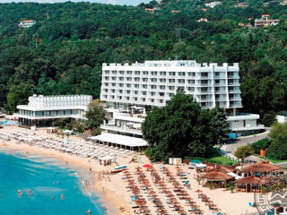 Oferte fierbinți din 02 iunie o vacanta de vis The Palace  5 *"! Bulgaria cu Emirat Travel.! foto 3