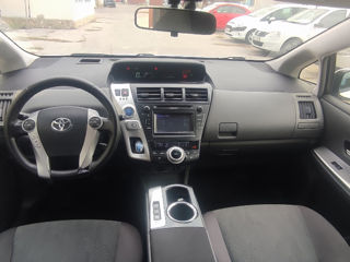 Toyota Prius + foto 7