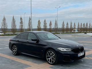 BMW 5 Series foto 4