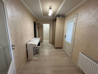 2-комн. кв., 50 м², 5/5 эт.